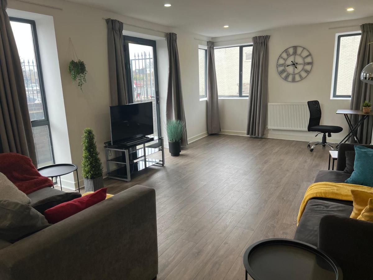 Villa 3Bed Flat 3Wc And Great Location Near Excel City Airport O2 And Canning Town Station à Londres Extérieur photo