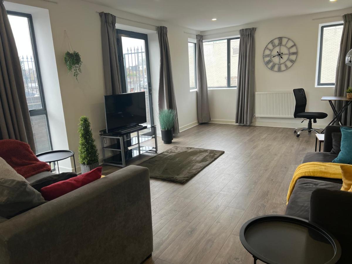 Villa 3Bed Flat 3Wc And Great Location Near Excel City Airport O2 And Canning Town Station à Londres Extérieur photo