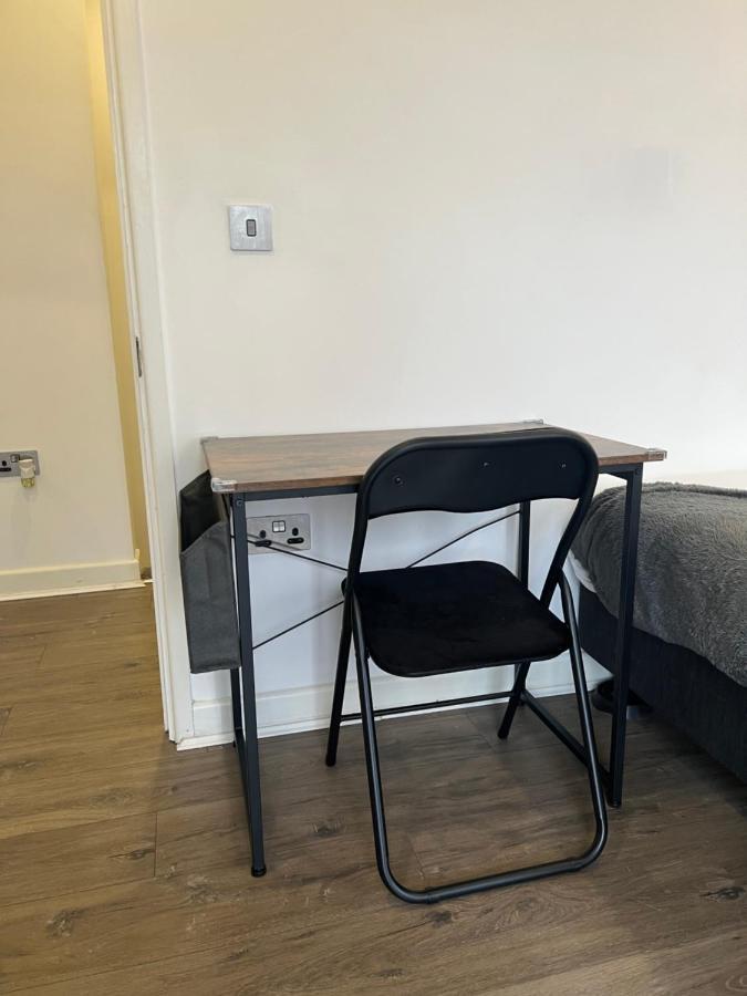 Villa 3Bed Flat 3Wc And Great Location Near Excel City Airport O2 And Canning Town Station à Londres Extérieur photo