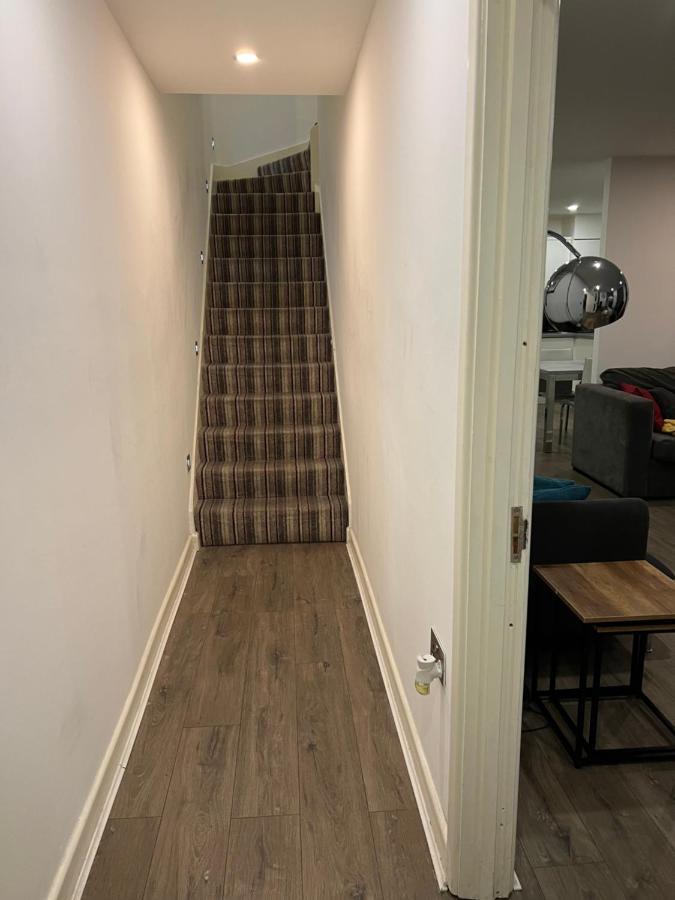 Villa 3Bed Flat 3Wc And Great Location Near Excel City Airport O2 And Canning Town Station à Londres Extérieur photo